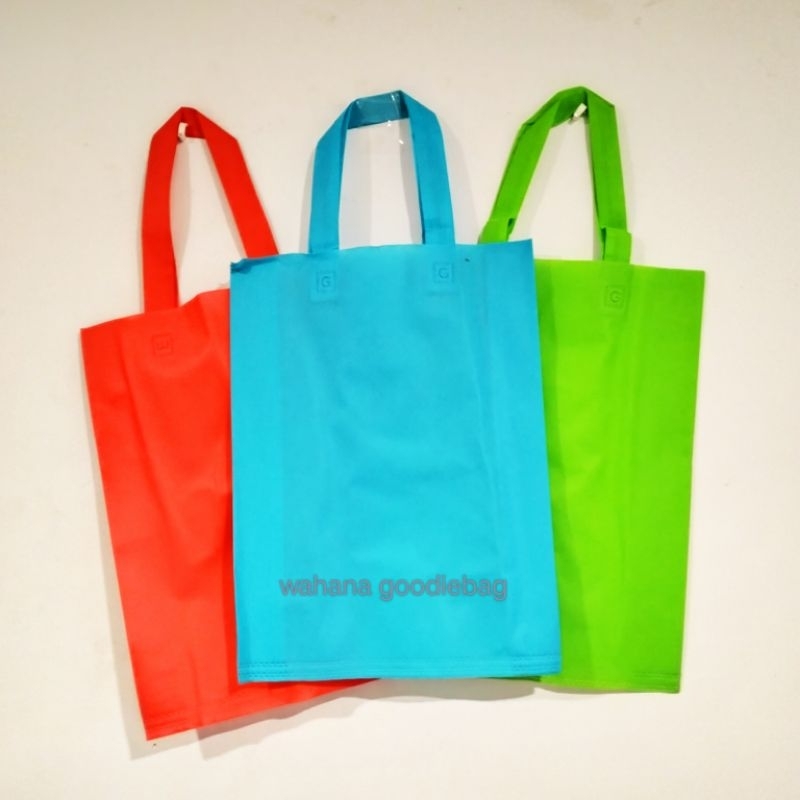 

{60pcs} Goodie Bag 25x35 Tas Spundbond / Tas Hajatan / Tas Hampres / Kain 65gsm