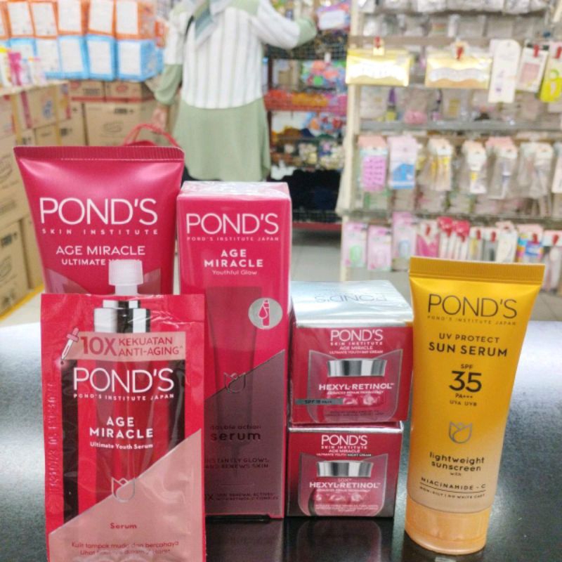 Rangkaian paket Ponds Age Miracle Penghilang flek mencerahkan