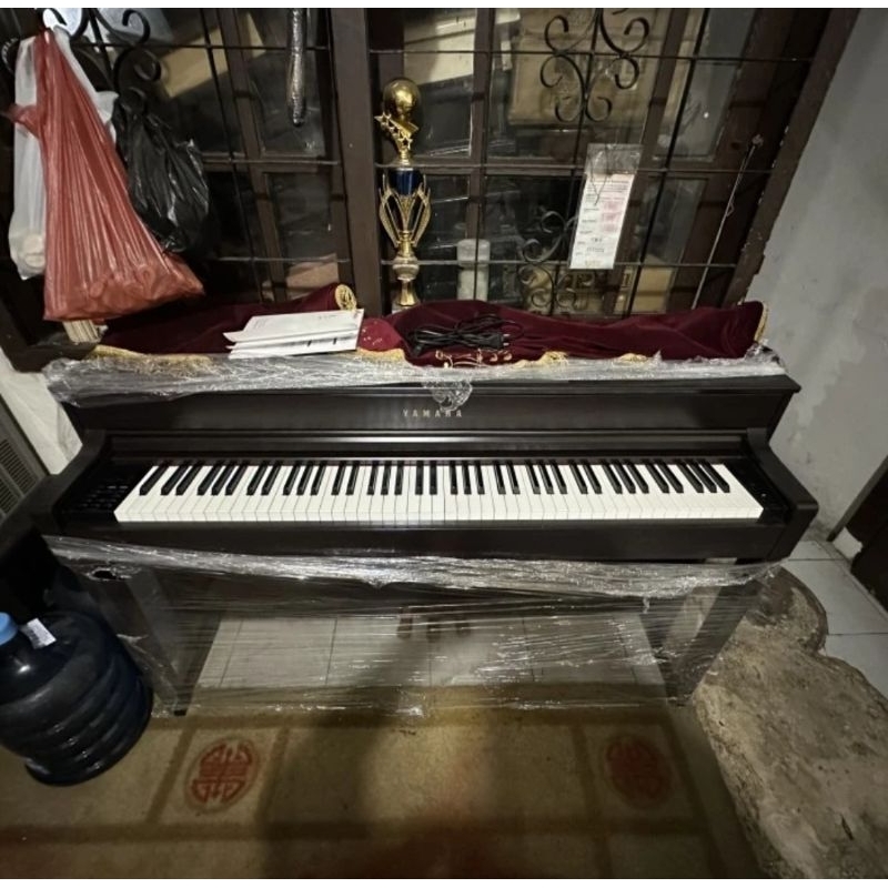 Yamaha Clavinova CLP 535