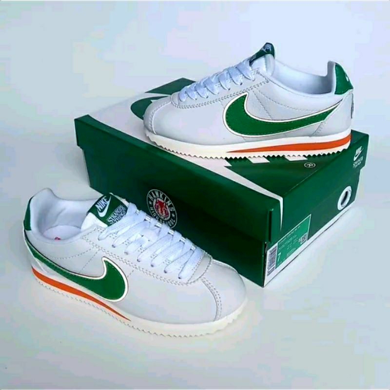 sepatu sneakers Nike Cortez Stranger Things Hawkins 100%BNIB
