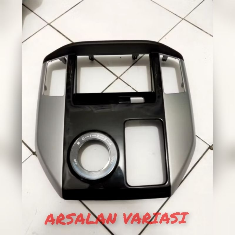 Frame panel head unit DAIHATSU LUXIO original