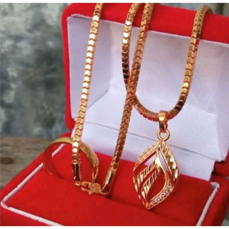 1set perhiasan titanium asli terbaru di jamin anti luntur dan anti karat