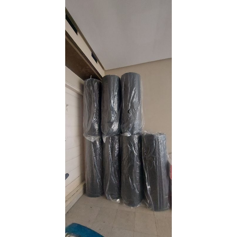 

BUBBLE WRAP Hitam uk 125 cm x 50 m