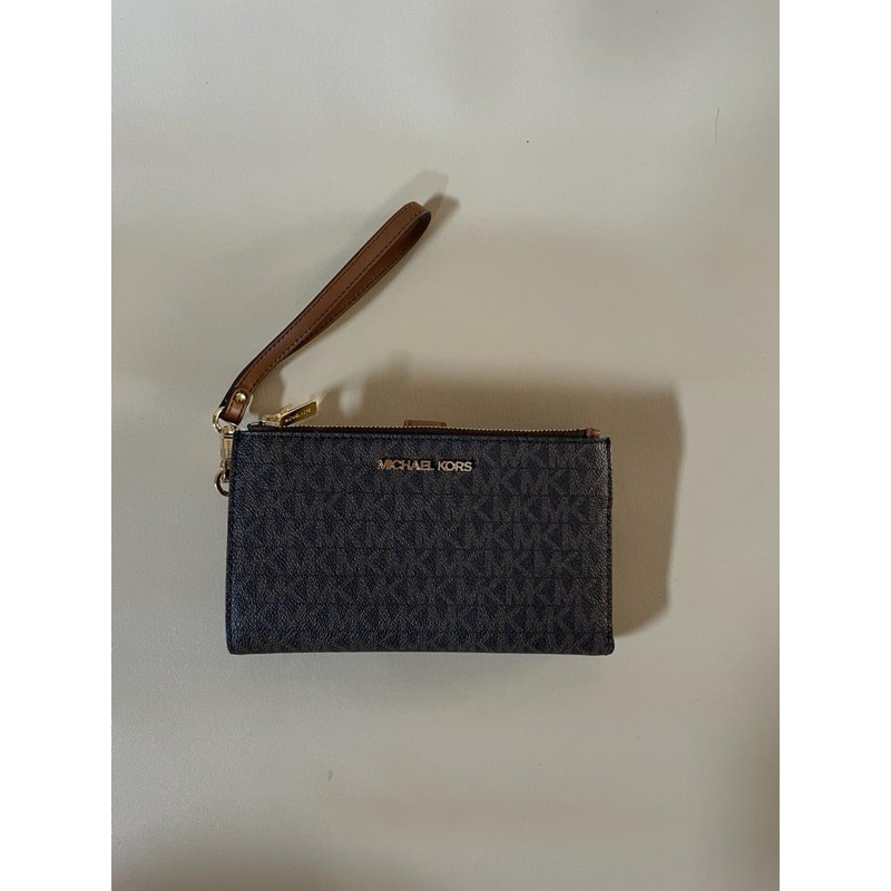 DOMPET CLUTCH  WANITA BRANDED MICHAEL KORS JETSET TRAVEL DOUBLE ZIP WRISTLET BROWN ORIGINAL - ZADABR