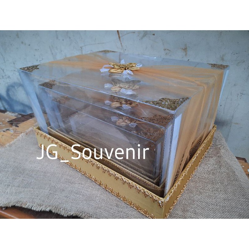 

LUAR BIASA Kotak Hantaran Seserahan Mika Tinggi Tile isi 4 warna Gold
