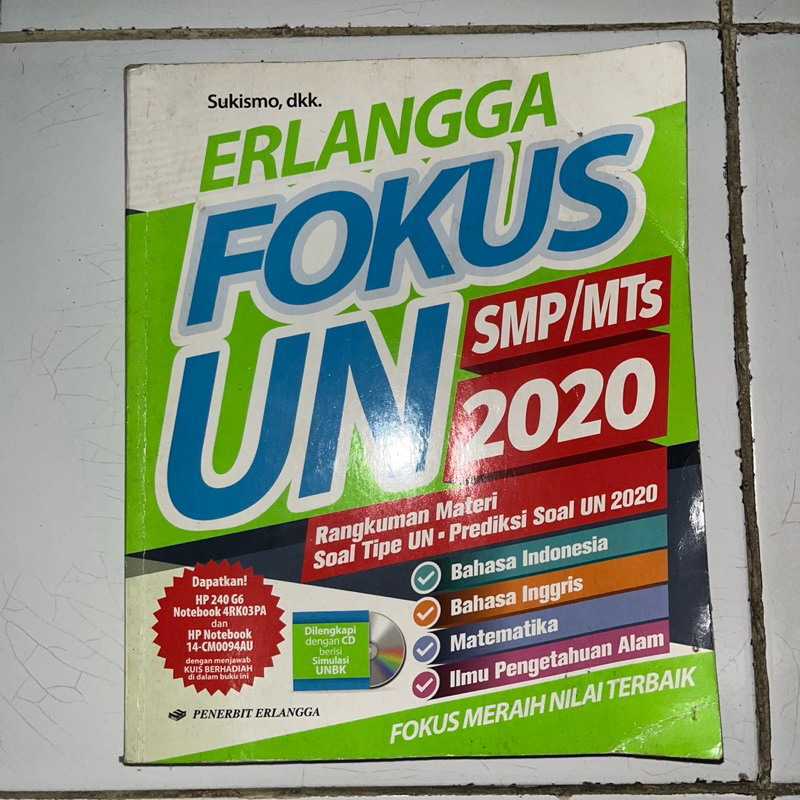 Buku ERLANGGA FOKUS UN SMP/MTs 2020 Penulis Sukismo LENGKAP KJ DAN CD TRY OUT