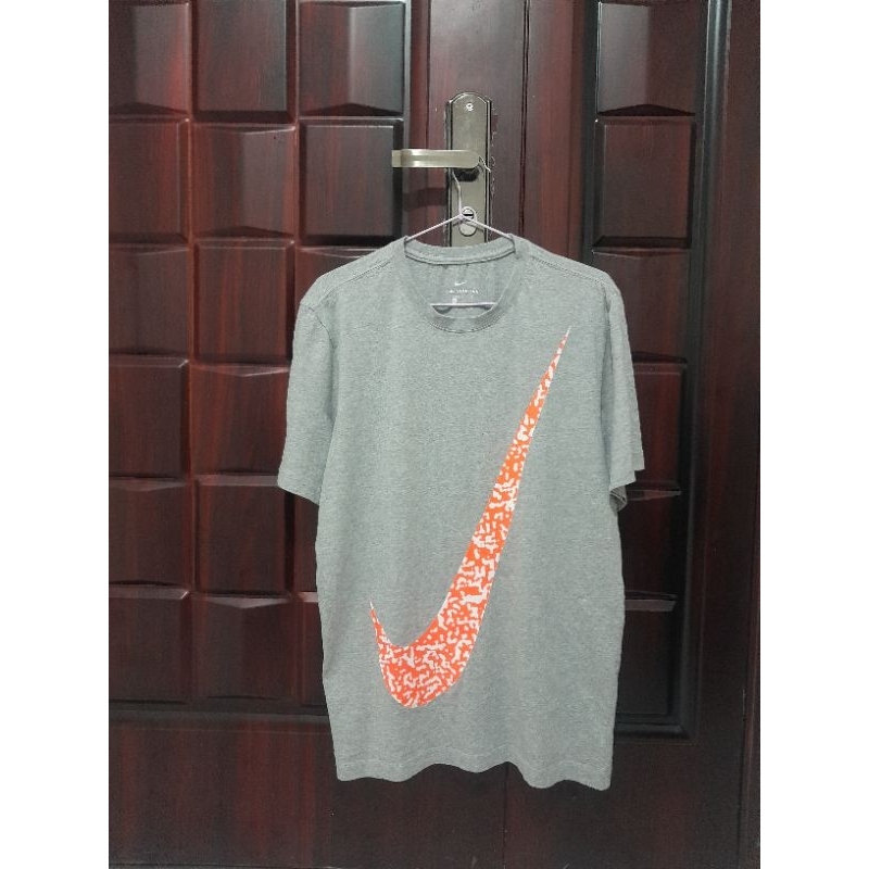 Kaos Nike big swoosh Original sec0nd