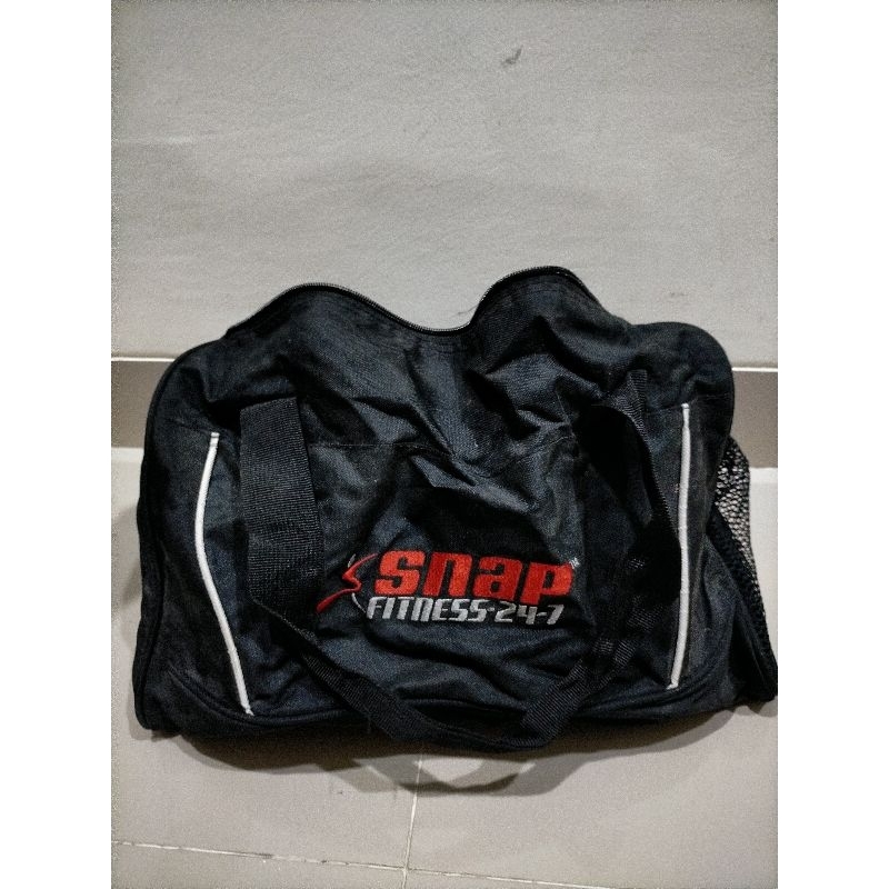 preloved tas snap fitness bag 24-7 gym tas waterproof tas olahraga tas fitness black