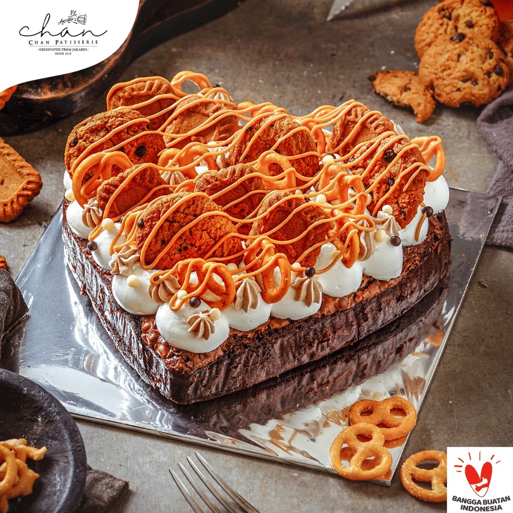 

PESTA DISKON Birthday Brownies Chan Patisserie Brownies Hati Chan Patisserie Size 2cm