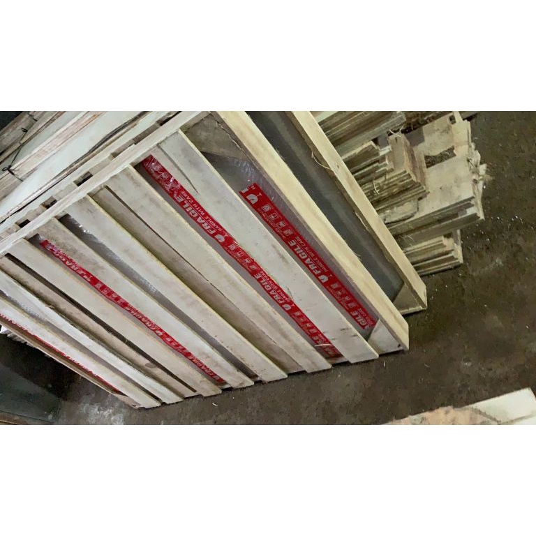 

KODE F1O6 packing kayupalet kayu