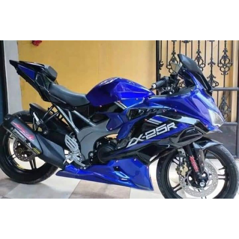 Fullbodi full fairing model Ninja zx25r untuk yamaha r15 v2