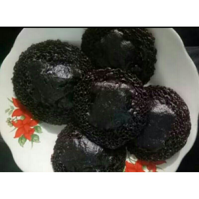 

PINYARAM HITAM