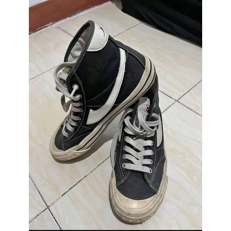 Compass Retrograde Second