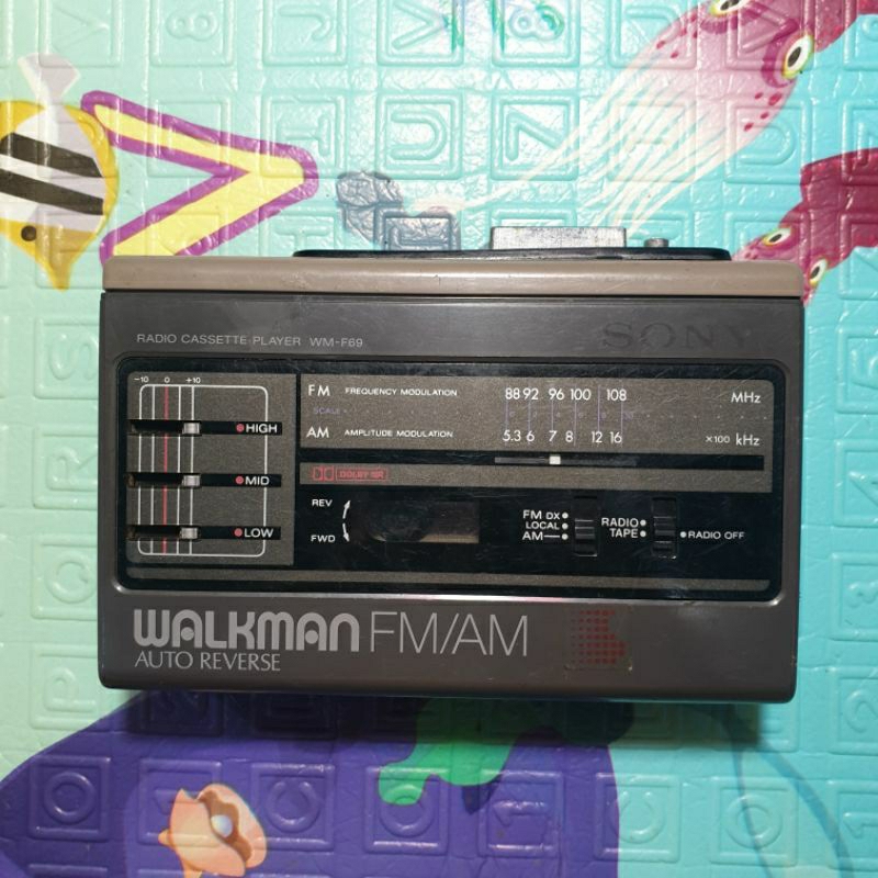 Walkman Sony WM-F69