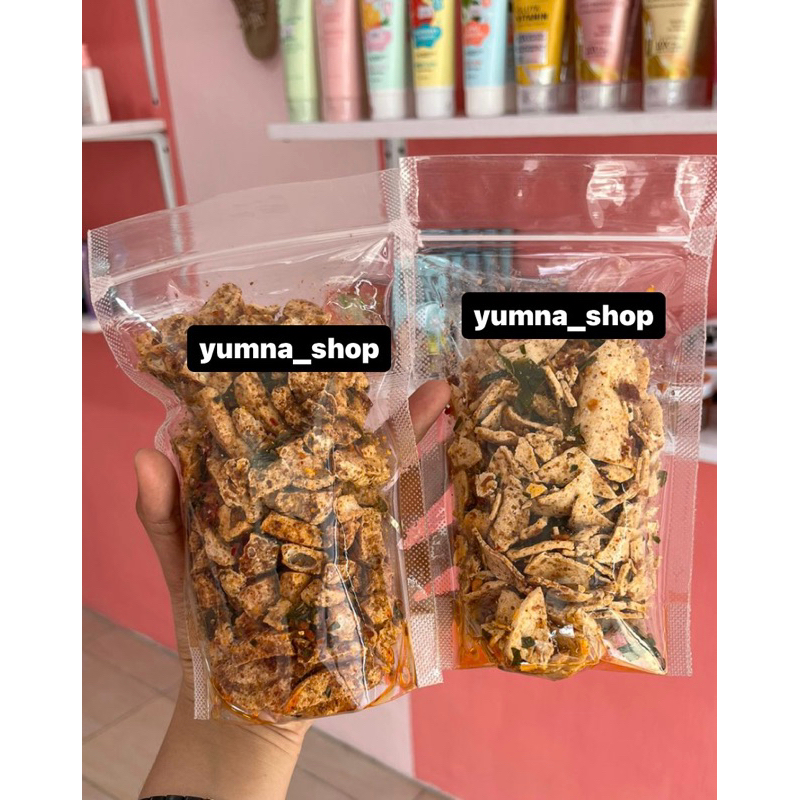 

cemilan snack basreng dan kripik pedas
