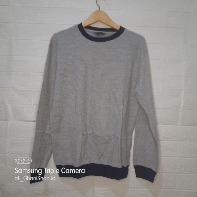 Sweater Details Unisex Pria Wanita Grey Original