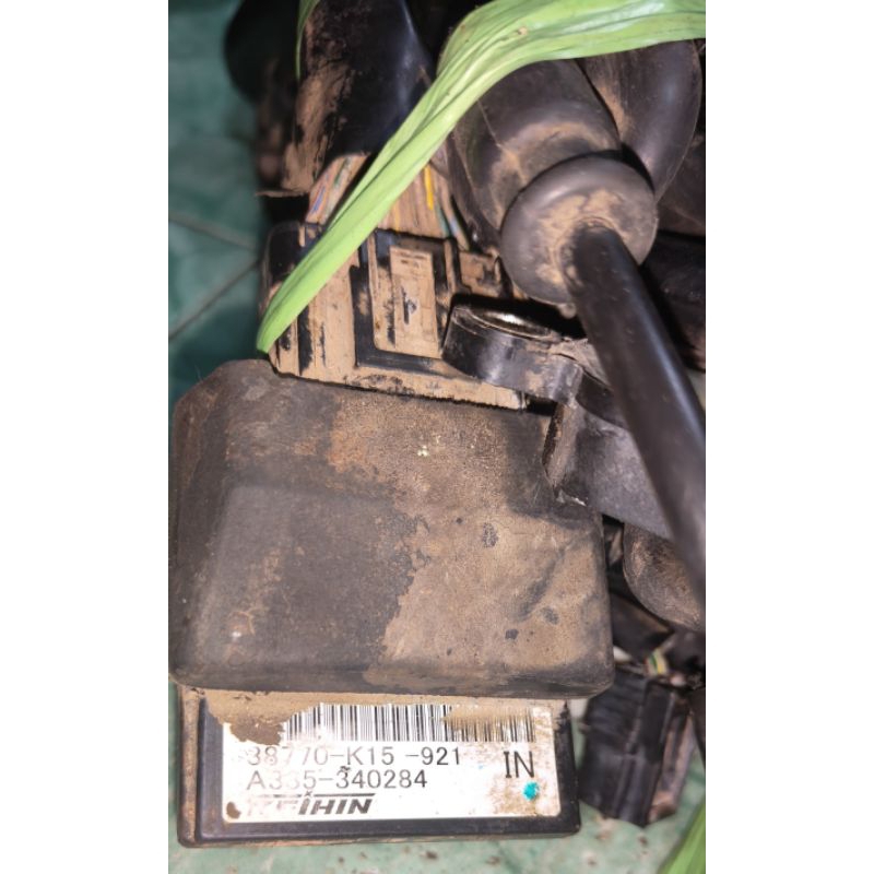 ECU CDI cb 150R CB LED barang masih bagus ori bawaan copotan motor asli