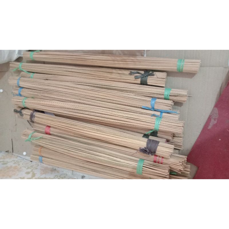 Bambu ruji layangan sukhoi PETUNG arku layangan isi 200 pcs/ 100 pasang