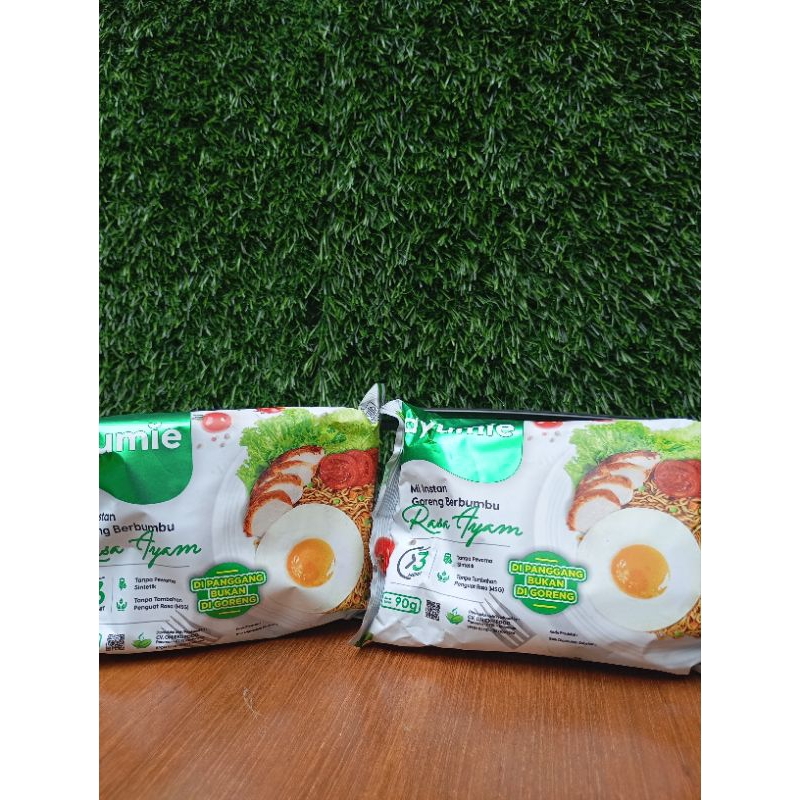 Ayumie Mie Instan Goreng Rasa Ayam