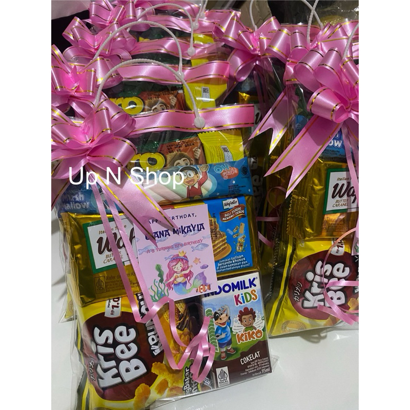 

PAKET SNACK ULANG TAHUN PRAKTIS (ELEGAN)