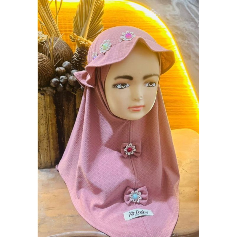 hijab bayi ubur ubur bunga