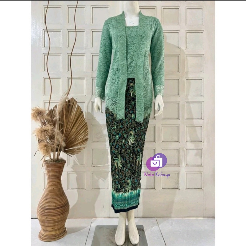 Kebaya Kutu Baru / Kebaya Wisuda / Kebaya Jumbo / Kebaya Brukat || Nala Kebaya