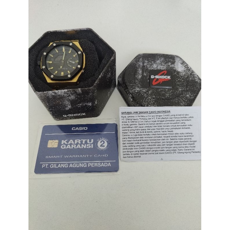 BU Jam Tangan G-Shock GA-2100 ori  second Strap Gold Bezel Black Gold Gen 3 jarang pakai