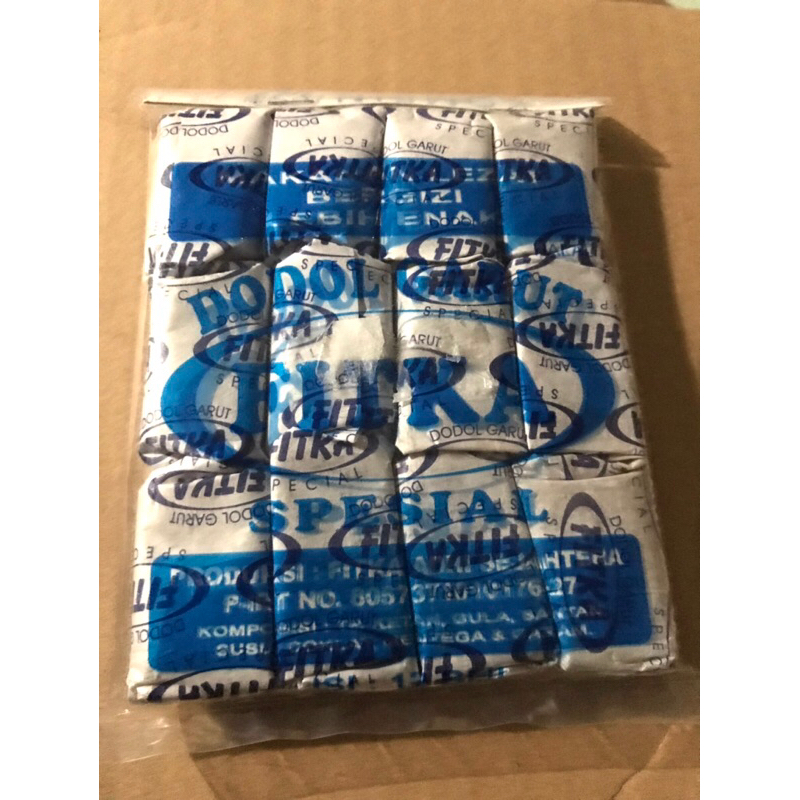 

Dodol garut spesial fitka isi 12 pcs
