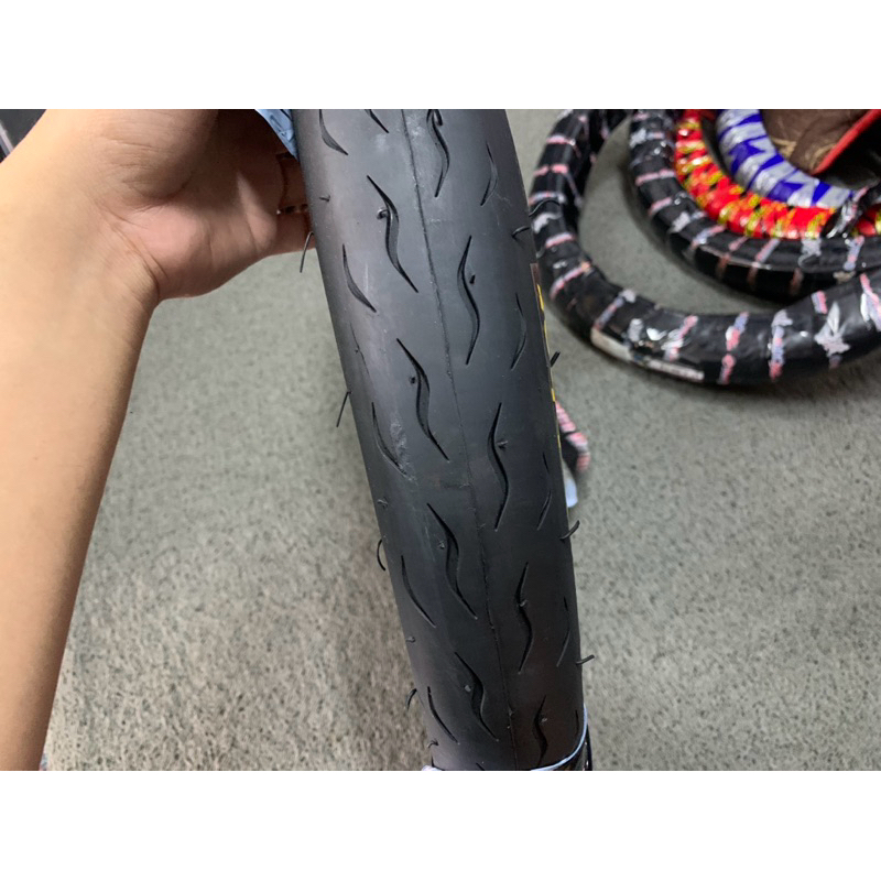 ban Vee rubber 18 2.25