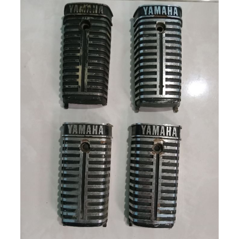 Panel cover dasi logo dasi Yamaha V80 tahun 1979 - 1982 original second