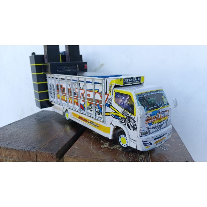 Miniatur truk sound SULTAN AUDIO Banyuwangi