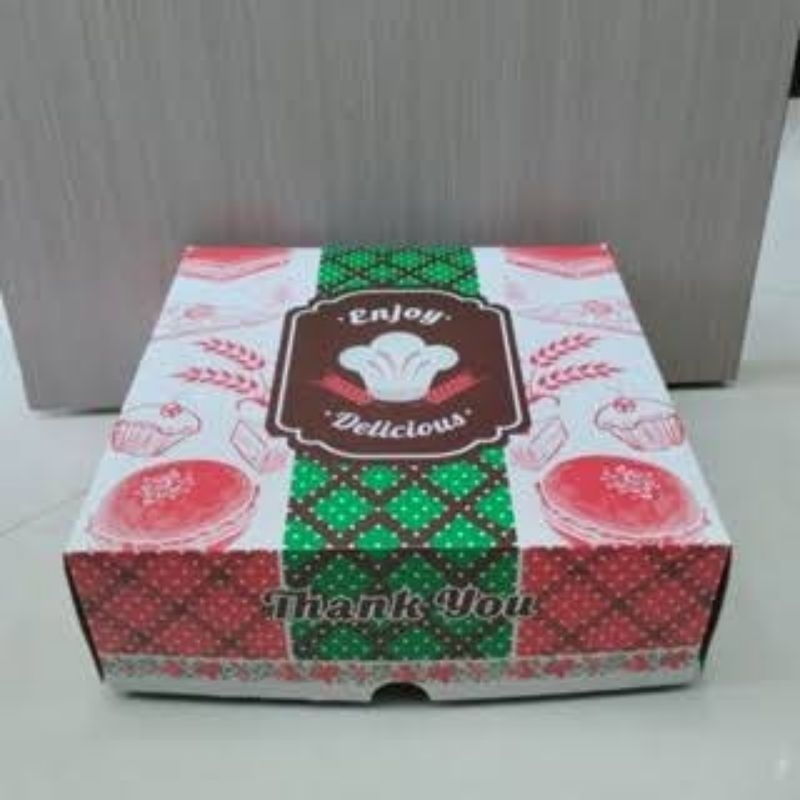 

Kotak Kue | Kotak kelamben | kotak R12