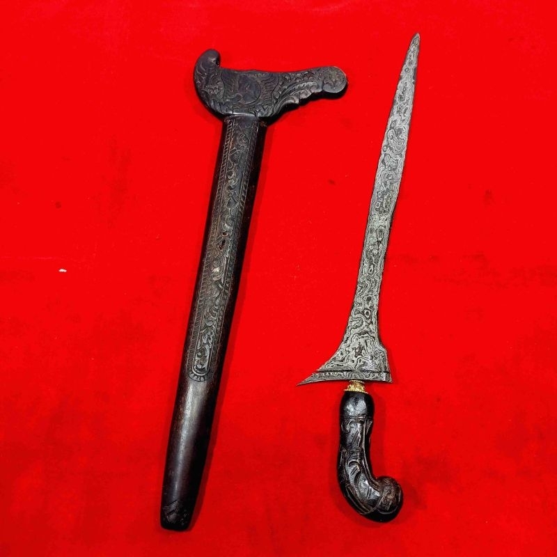 Keris Jalak Tilam Sari Pamor Pedaringan Kebak Tangguh Mataram Sultan Agung
