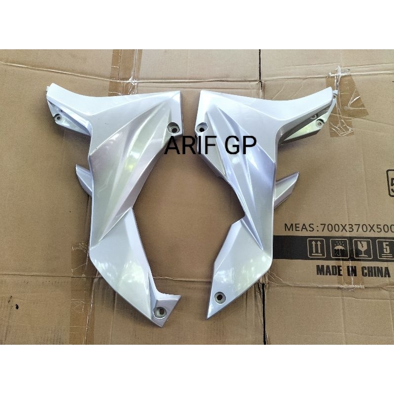 Dek depan Blade lama silver