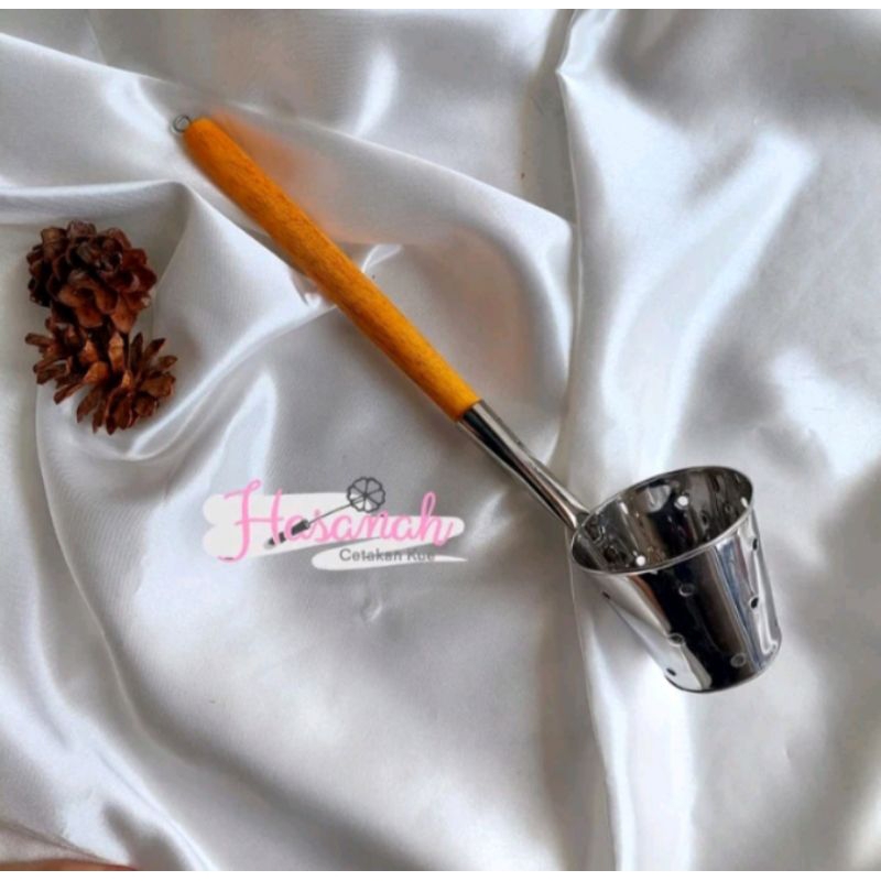 Saringan Mie Kocok Gagang Kayu / Penyaring Mie Ayam Stainless Gagang Panjang