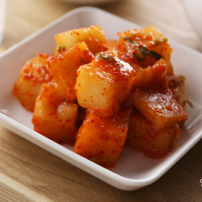 

Promo 7.7 Segye Kimchi Kkakdugi Ready to Eat - Rasa Asli Korea 250g