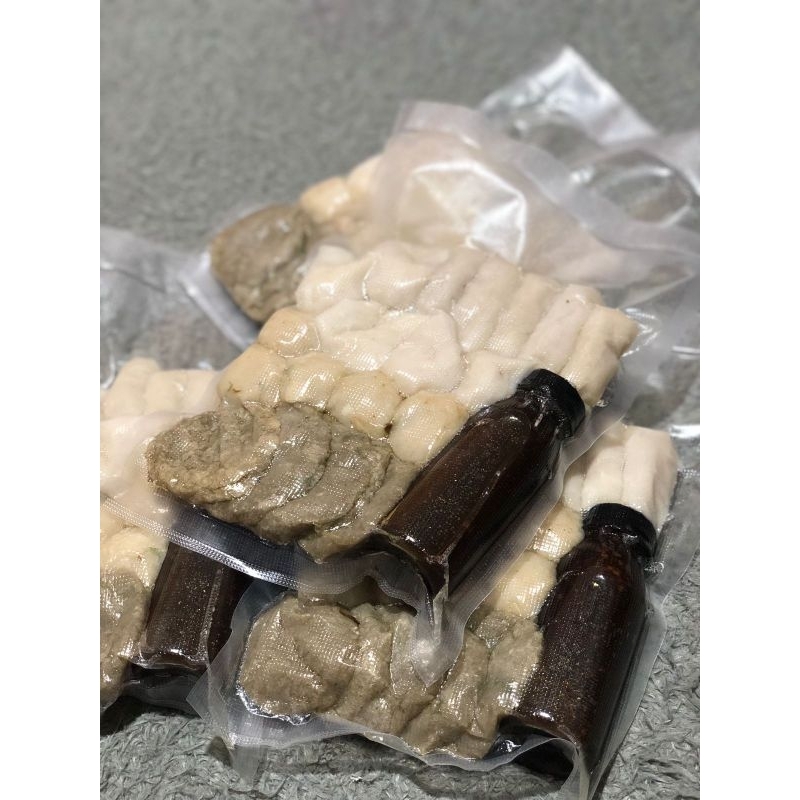 

Pempek Palembang Asli isi 20 Frozen Empek Empek Pempek Seribuan Enak