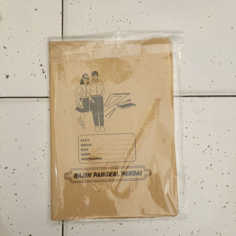 

sampull buku kertas ukuran quarto isi 10