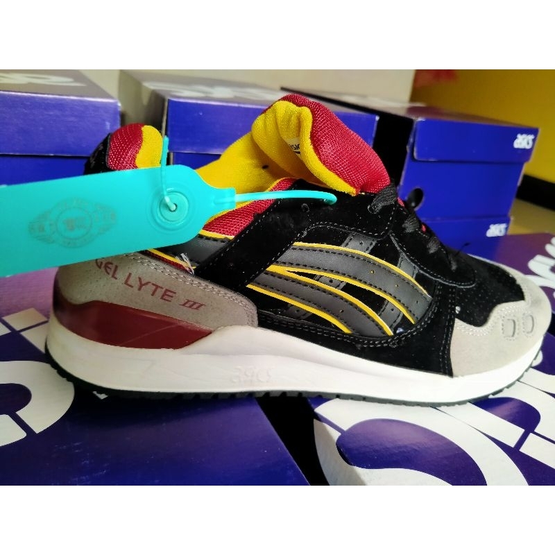 SEPATU ASICS GEL LYTE 3