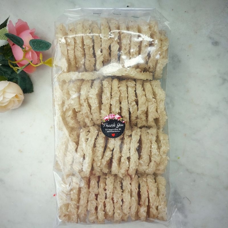 

RENGGINANG KENCUR MENTAH ISI 50PCS / MAKANRINGAN / SNACK / MAKANTRADISIONAL / CEMILAN