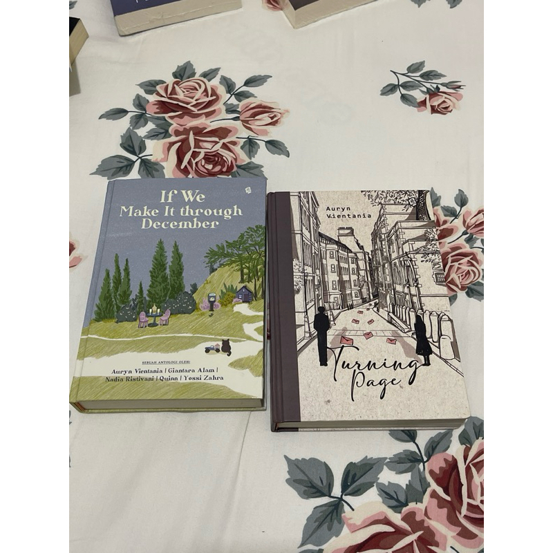 NOVEL PRELOVED TURNING PAGE HARD COVER