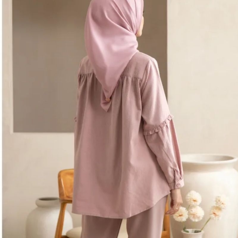 Preloved HEAVEN LIGHTS blouse