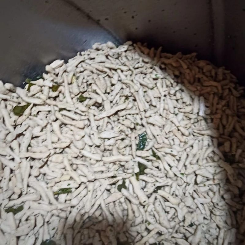 

basreng original daun jeruk 100gram