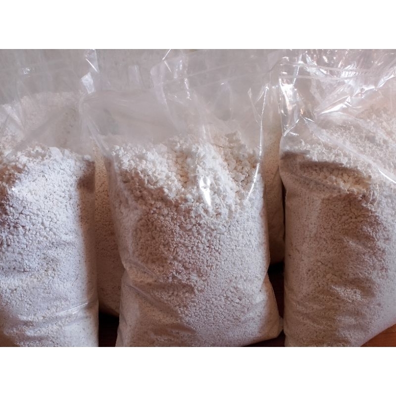 

tepung tapioka (aci kasar) 1kg free bubblewarf