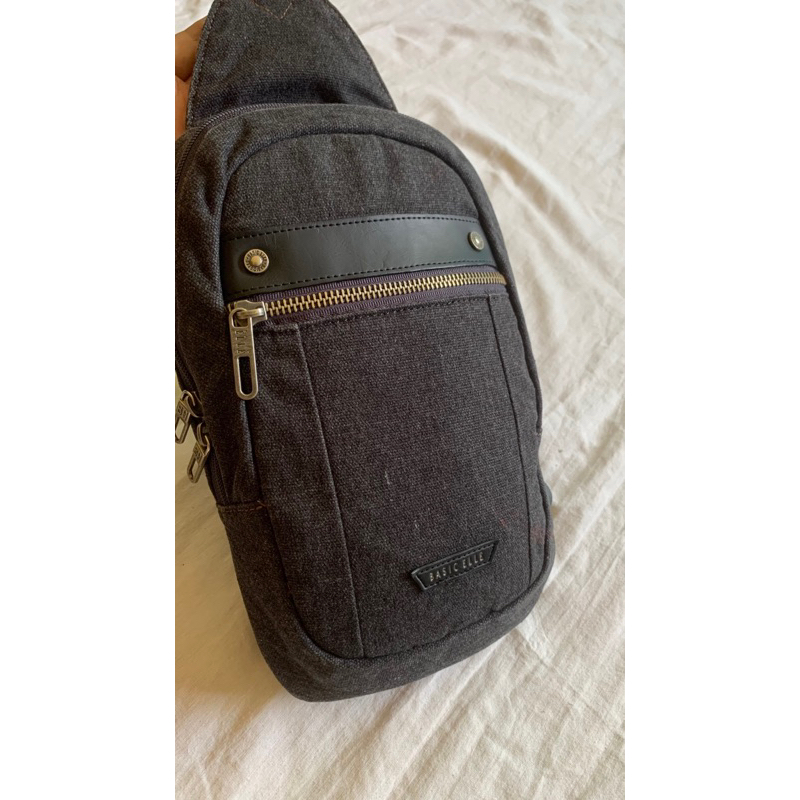 Basic Elle Original CrossBody Bag