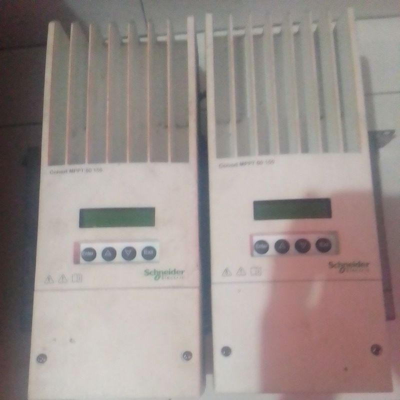MPPT SOLAR CHARGE