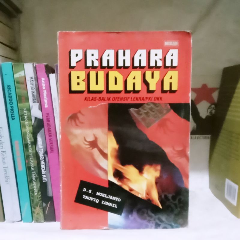 Taufiq Ismail: Karya dan Dunianya | Malu Aku Jadi Orang Indonesia | Tirani & Benteng | Prahara Buday