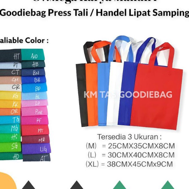 

Kilat ISI 12 PCS Uk38x45 TAS SOUVENIR TAS SPUNBOND TAS PRESS TALI GOODIEBAG STANDING HANDLE
