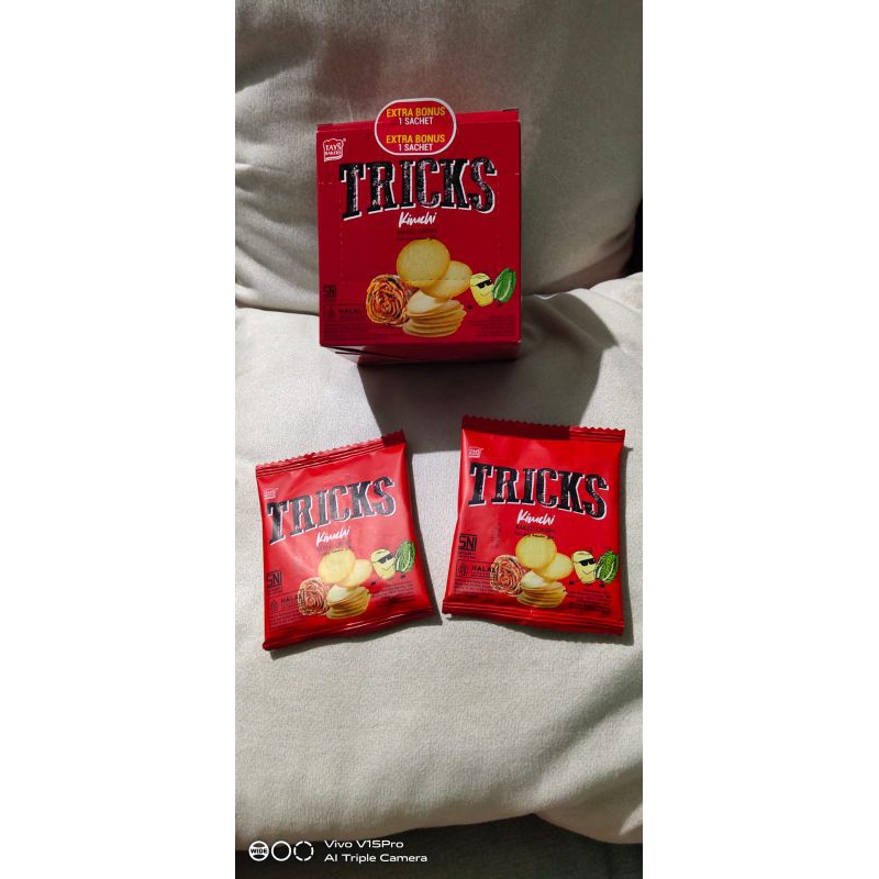 

TRICKS Kimchi baked crips potato snack 120gr (10pack x 12gr)