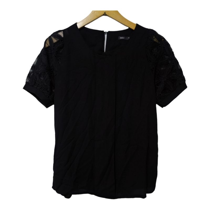 Blouse hitam lengan brukat regen bogen W size s